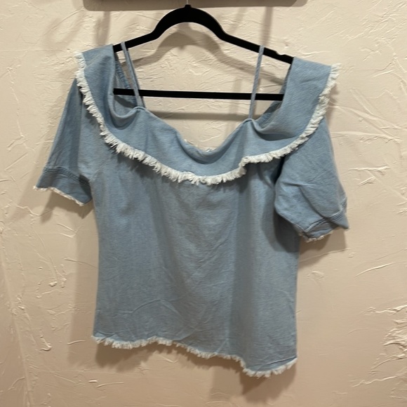 Off the shoulders torn lightweight denim button up shirt size large. - Picture 3 of 6